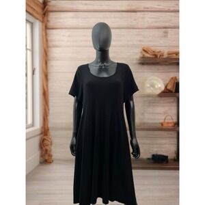 Torrid Plus black Dress| Midi | Short Sleeve | knit Sz‎ 4 comfortable and soft
